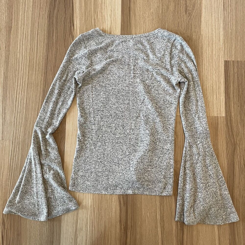 Hollister Women’s S Gray Marl Bell Sleeve Top Fairy Y2K Whimsygoth Boho Cowgirl - Picture 3 of 6